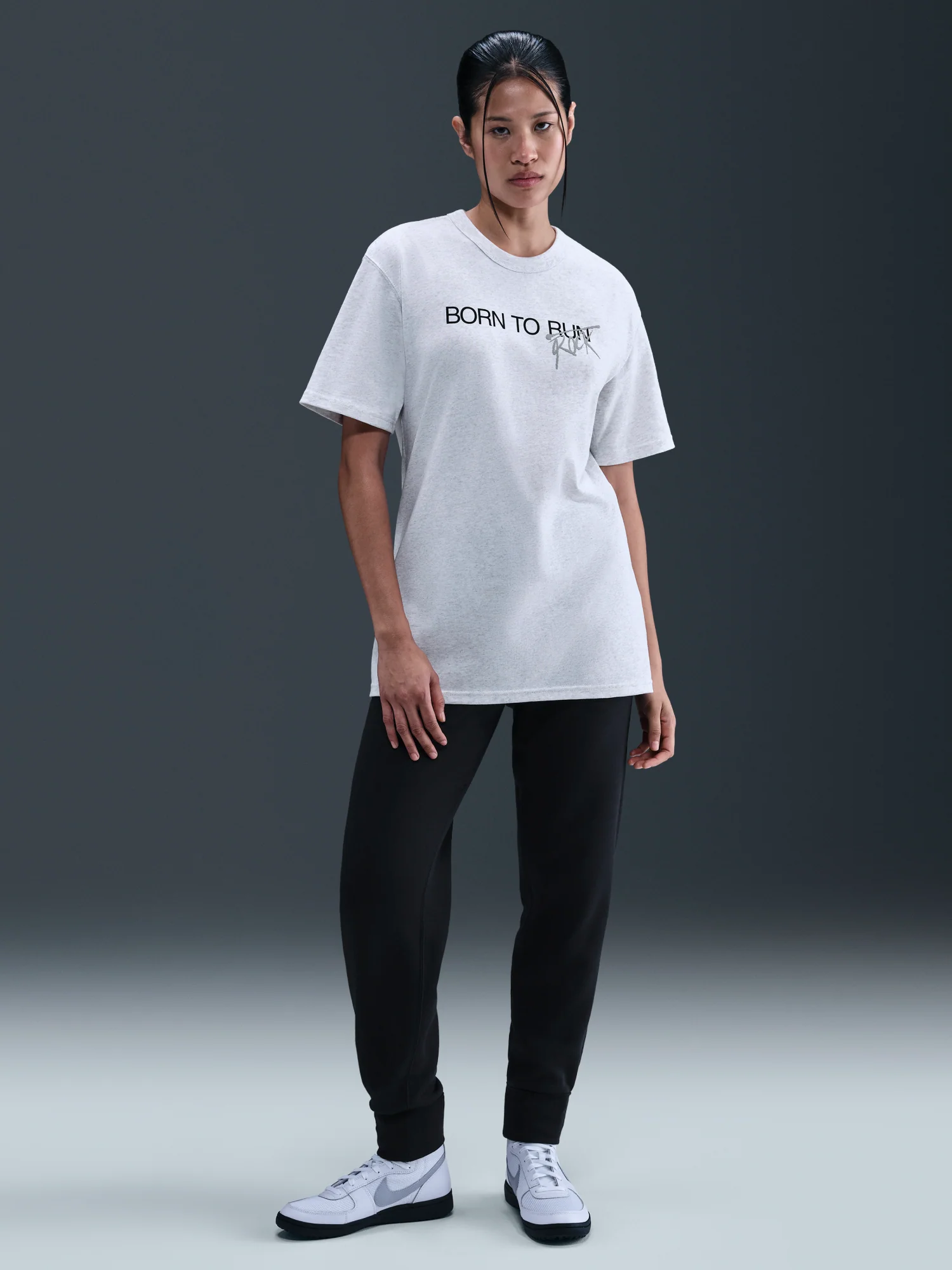 Nike x Stranger Things T-Shirt Born to Rock - Image 5