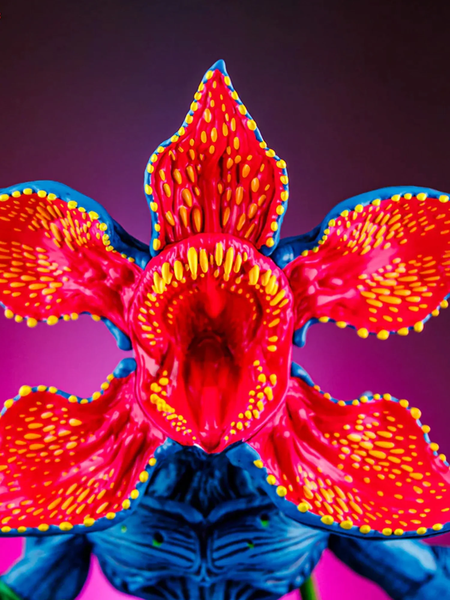 Stranger Things Demogorgon Vinyl Designer Figure by James Groman - 80's Fever Variant - Image 9